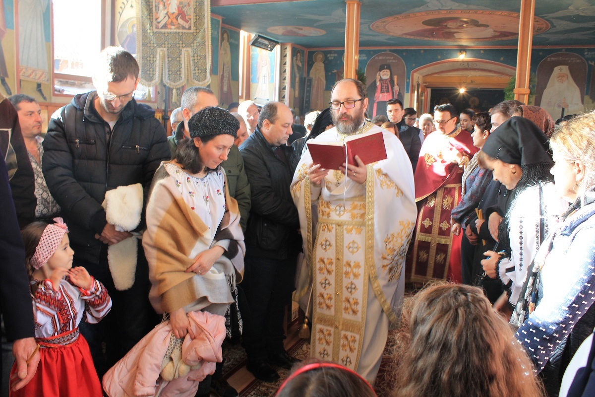 Satul Hamba, în vecinătate cu Dumnezeu. O sărbătoare de înviere a Crăciunului