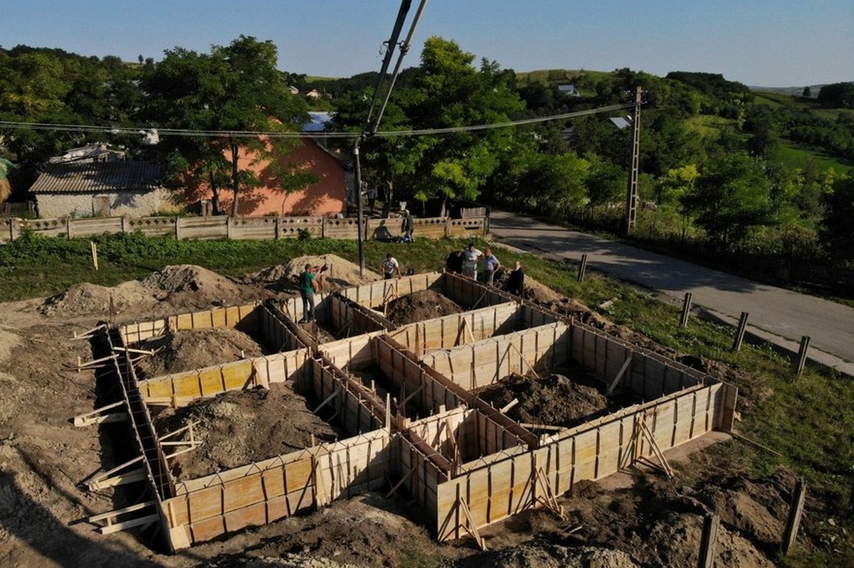 O familie nevoiașă din satul Ion Neculce se va muta într-o nouă casă