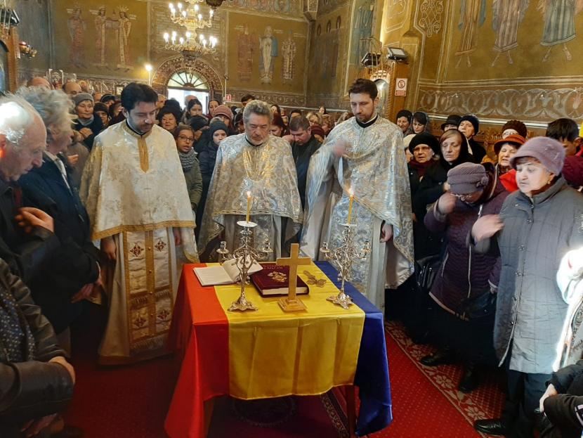 Ziua Naţională a României, marcată în Eparhia Romanului și Bacăului Ziua Naţională a României, marcată în Eparhia Romanului și Bacăului