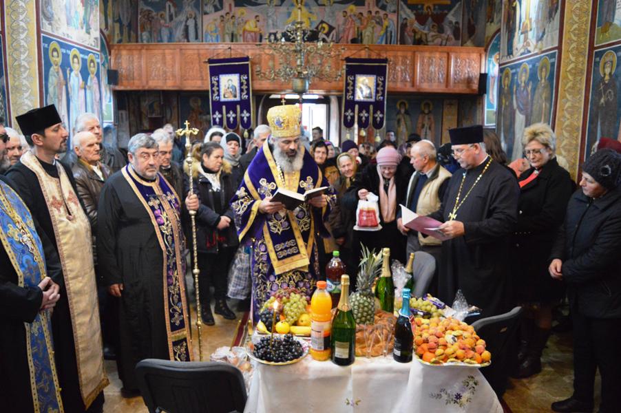 PS Antonie a slujit la Parohia Mogoșești