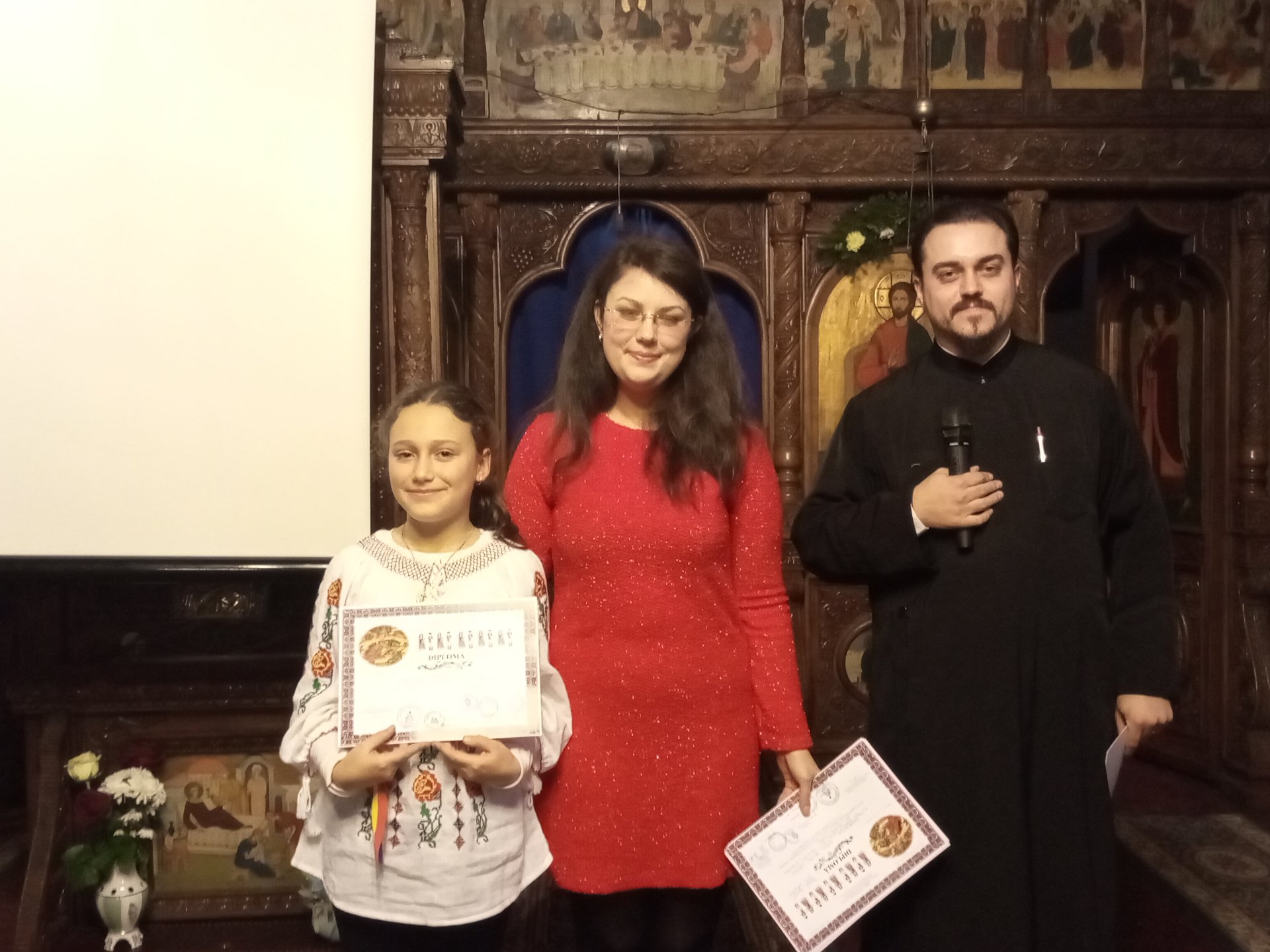 La Biserica „Toma Cozma” a avut loc cea de-a IV-a ediție a Festivalului-Concurs „E vremea colindelor!”