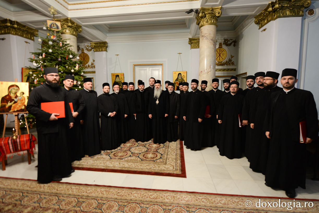 Corul Apostolii – Colindători la Reședința Mitropolitană 2019