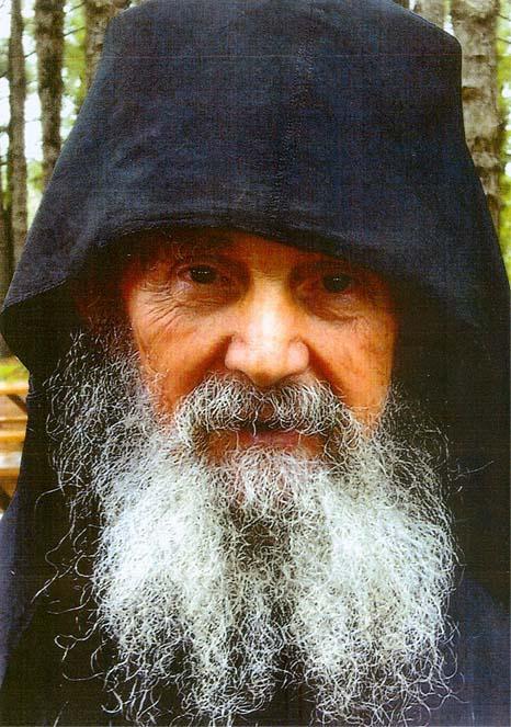 Părintele Efrem Filotheitul a trecut la Domnul