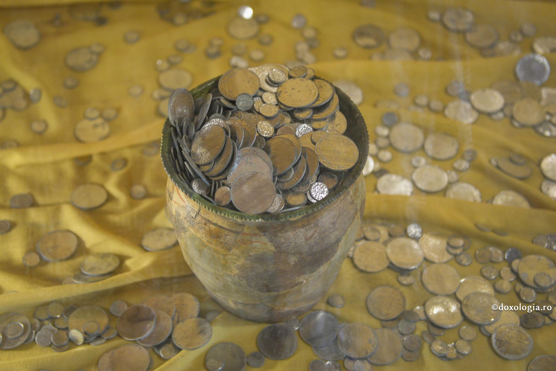 monede