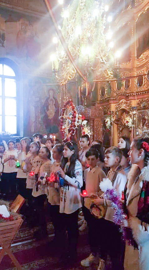 Concert de colinde la Biserica „Sfântul Nicolae” din Podu Iloaiei