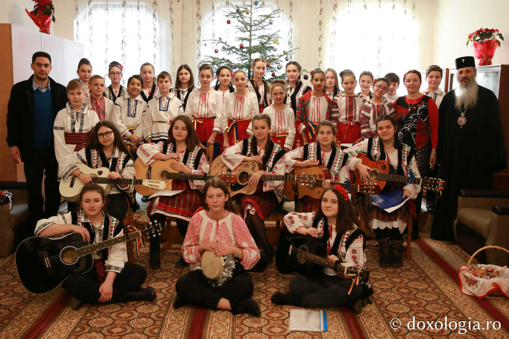 Școlile Dochia și Bodești – Colindători 2019