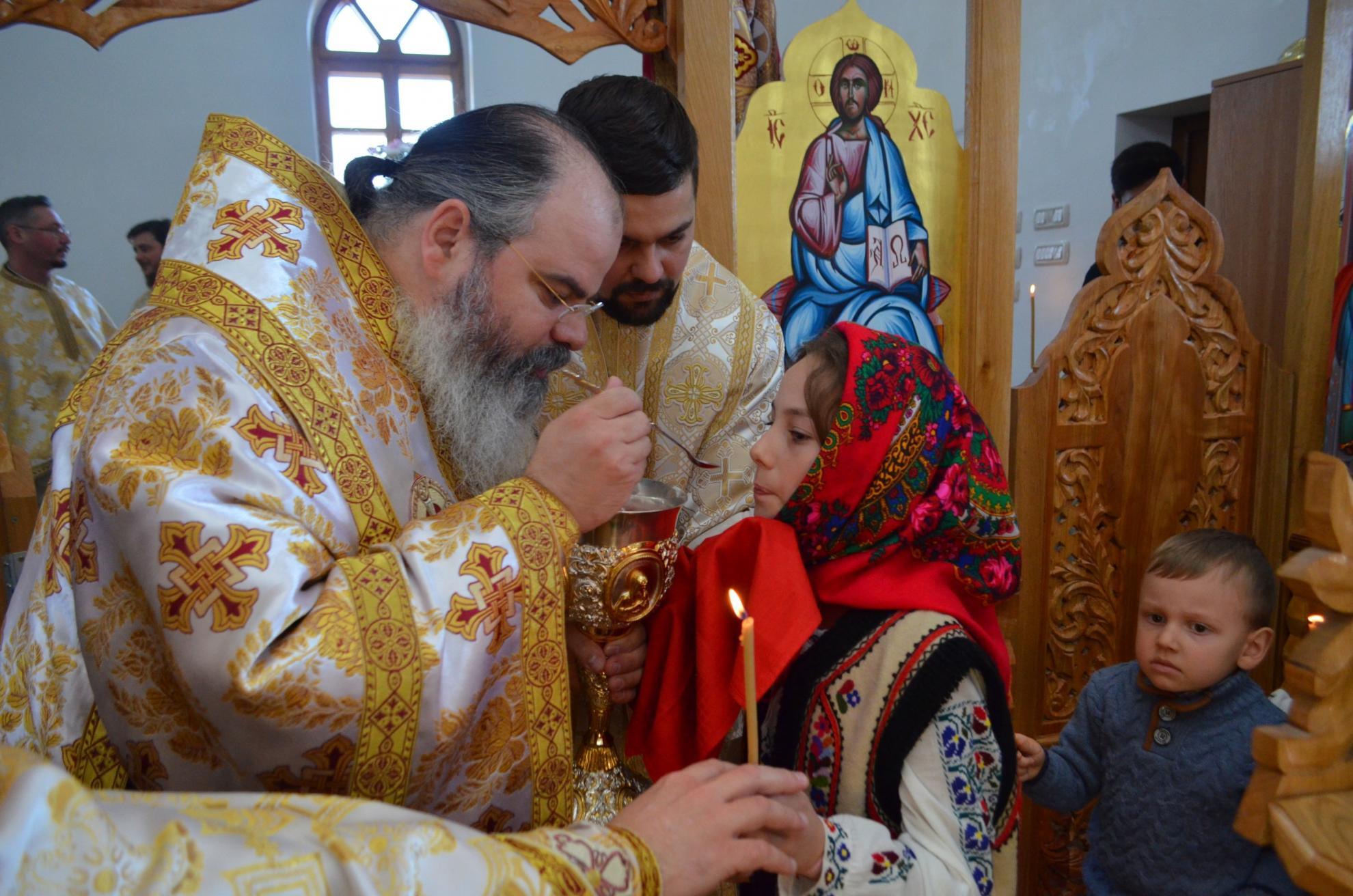 Liturghie arhierească în filia Bumbăta, Protopopiatul Huşi