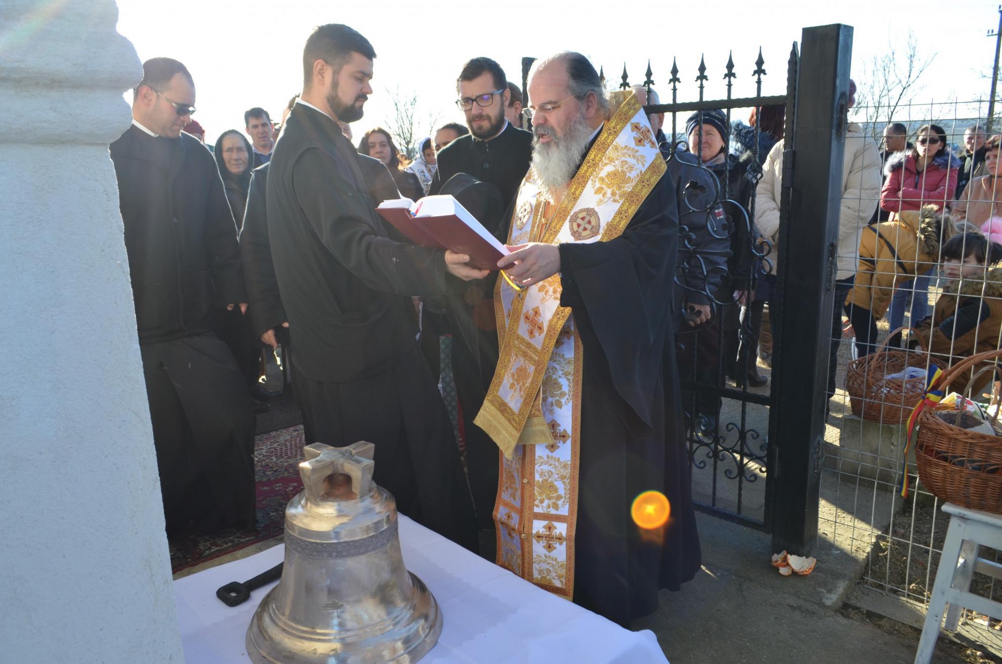 Liturghie arhierească în filia Bumbăta, Protopopiatul Huşi