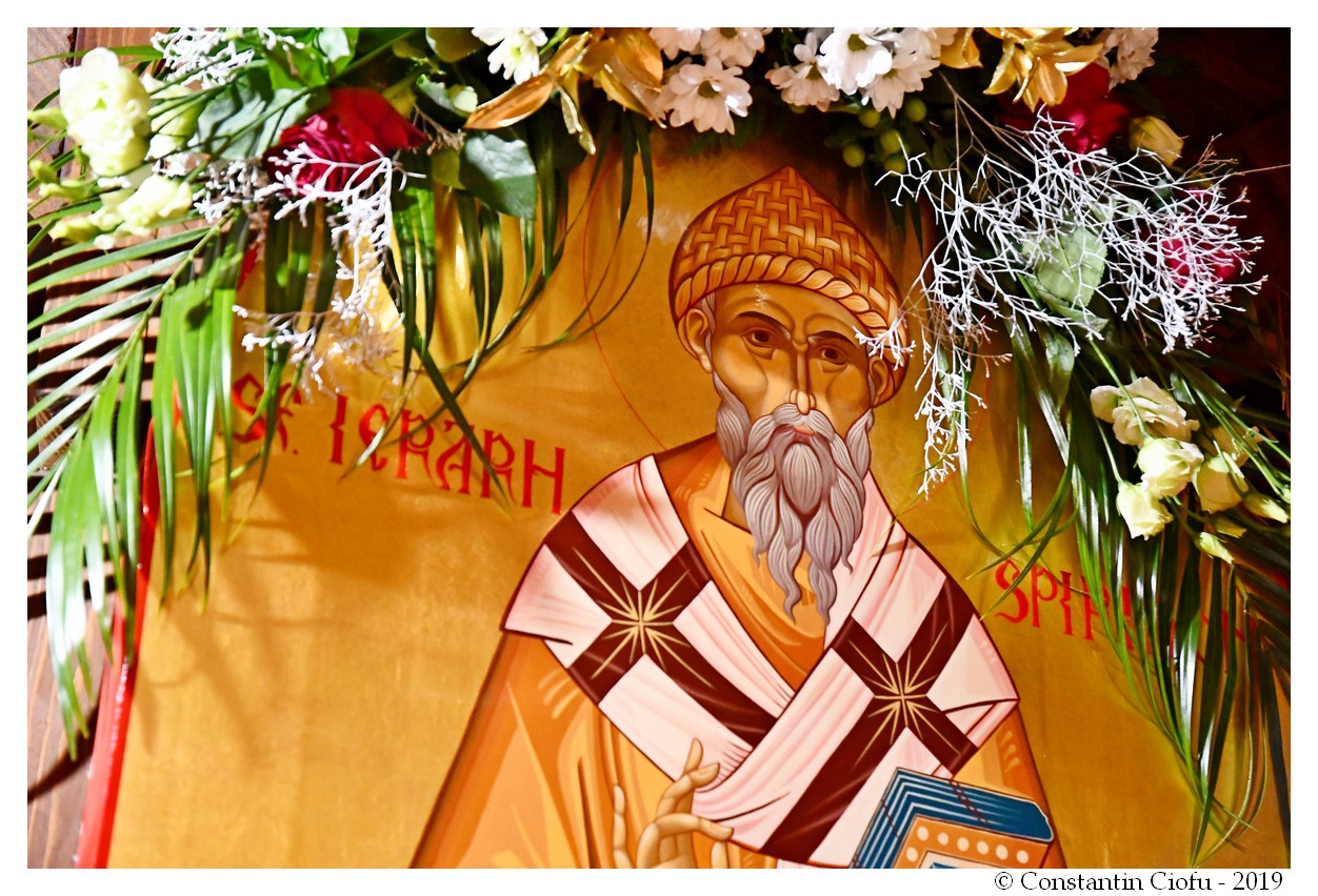 Pelerinii l-au cinstit pe Sfântul Spiridon la Mănăstirea Nechit Pelerinii l-au cinstit pe Sfântul Spiridon la Mănăstirea Nechit