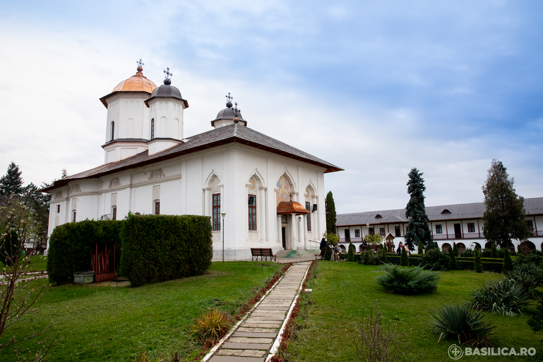 PS Timotei l-a instalat pe noul stareț de la Cernica