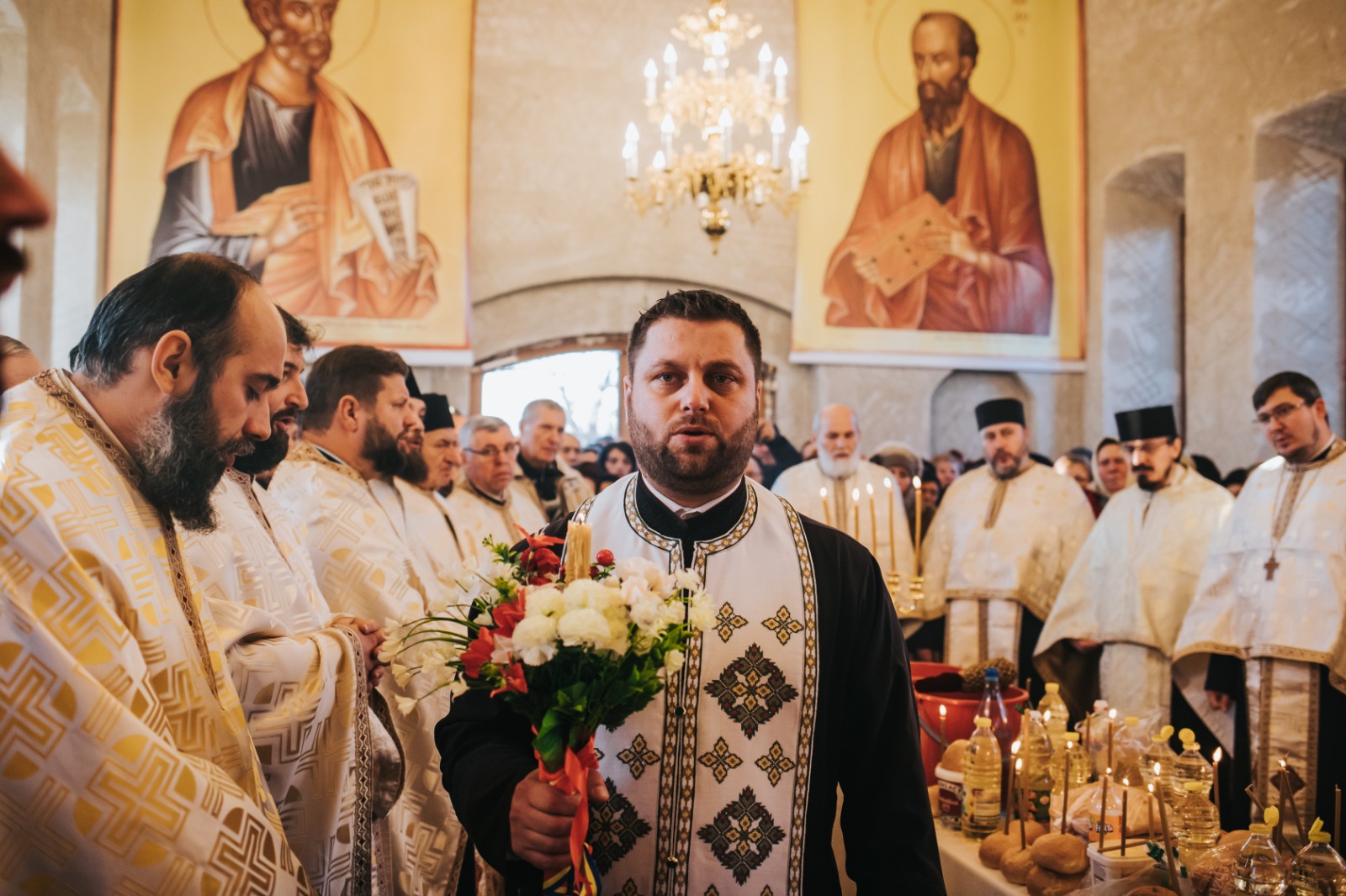 Sărbătoarea Sfântului Ierarh Nicolae - primul hram sărbătorit în biserica nouă de la Bălușești