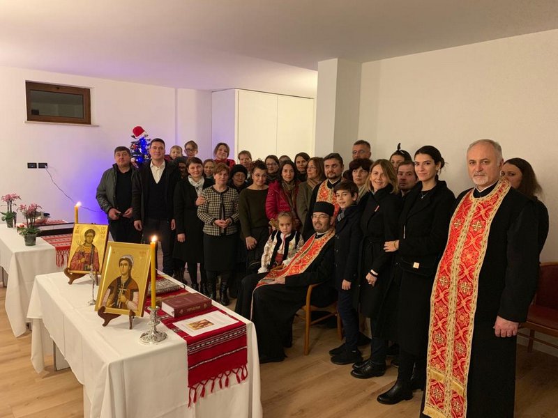 Sărbătoare la paraclisul din Torino închinat Sfintei Filofteia