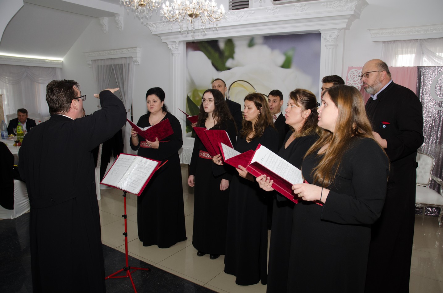 Momente aniversare la Parohia „Pogorârea Sfântului Duh” din Vicovu de Jos