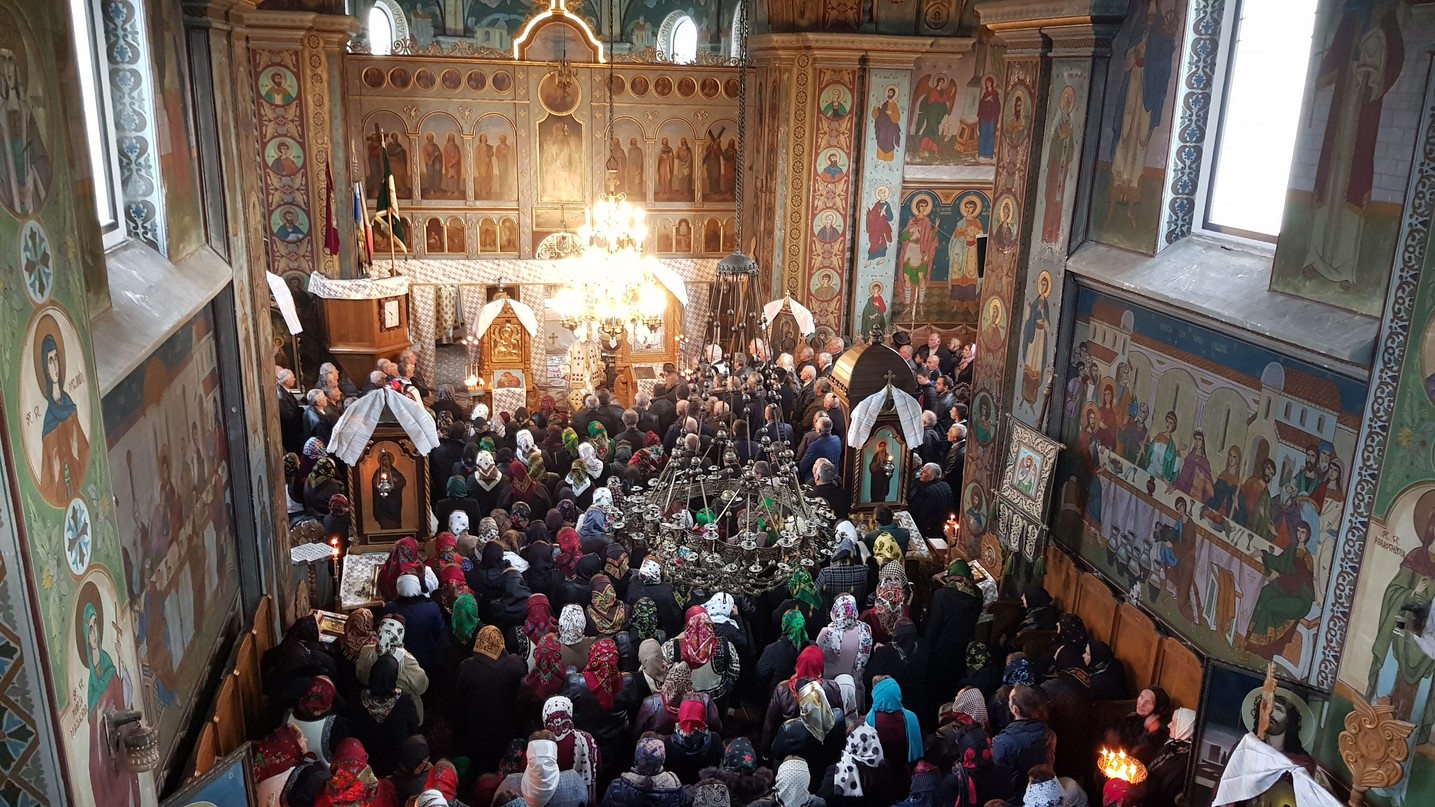 Momente aniversare la Parohia „Pogorârea Sfântului Duh” din Vicovu de Jos