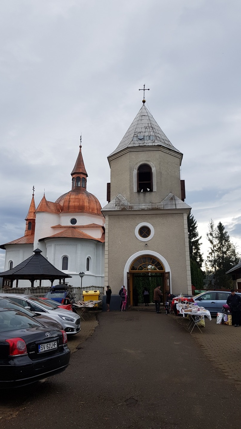 Momente aniversare la Parohia „Pogorârea Sfântului Duh” din Vicovu de Jos