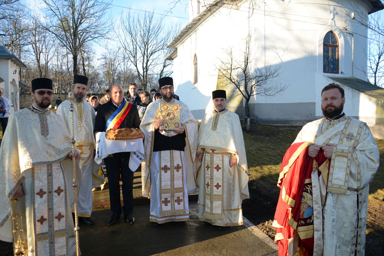 Slujire arhierească la Parohia Bădeni – Iași