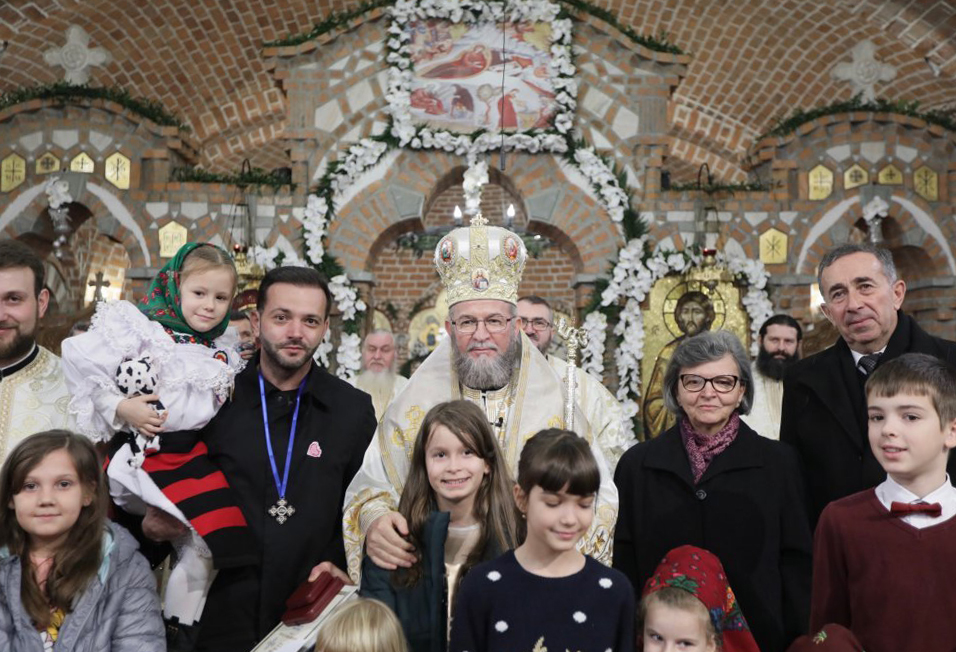 Mihai Morar a fost decorat de Episcopul Maramureşului