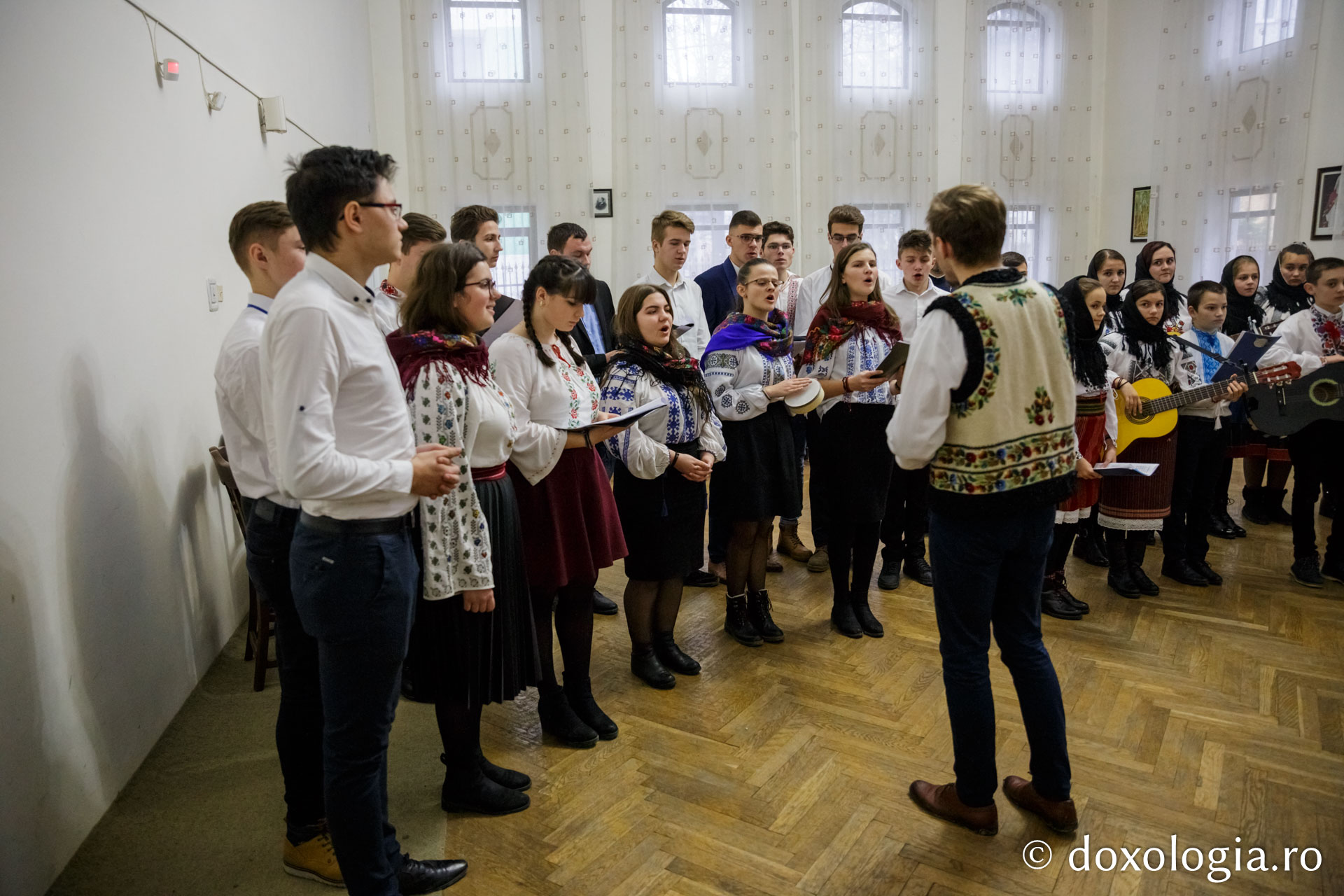 Parohia Călăraşi I – Colindători la Reședința Mitropolitană 2019