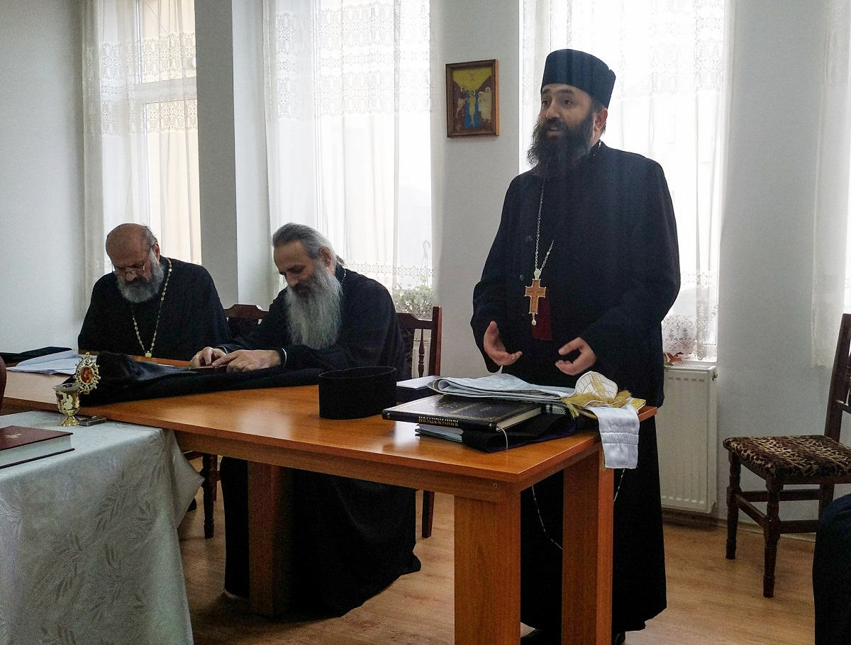 Preoții din Protopopiatul Roznov au un nou protoiereu