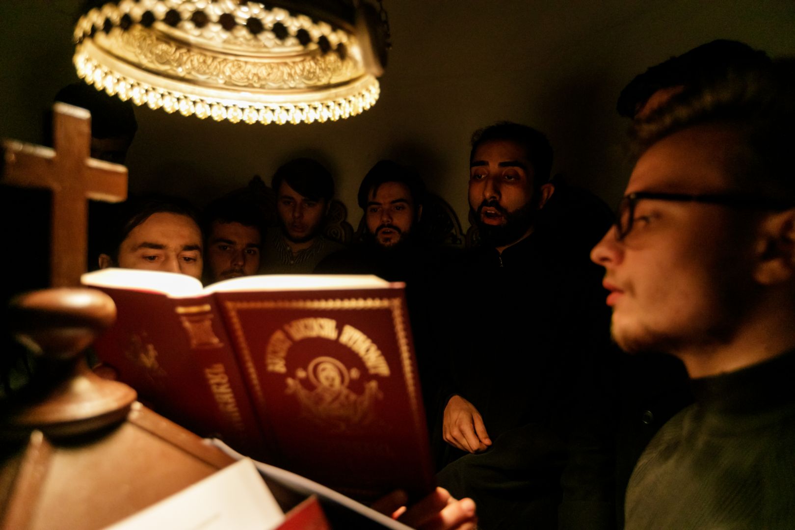 foto: pr. Silviu Cluci Priveghere în cinstea Sfântului Porfirie Kavsokalivitul la Biserica „Metocul Maicilor” din Iași