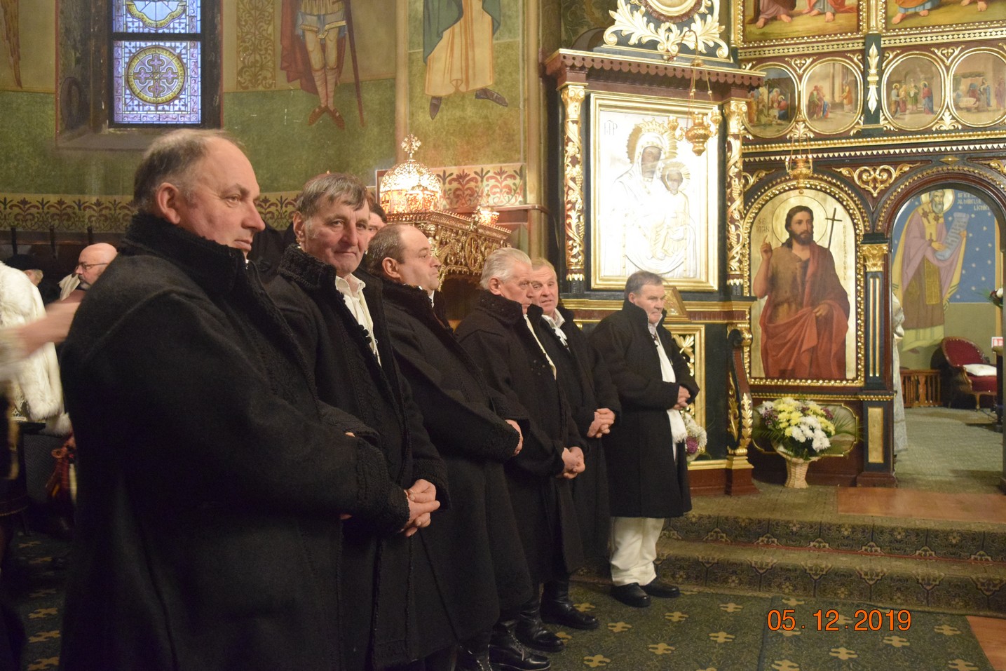 Două slujiri arhierești și manifestări culturale deosebite, la hramul Bisericii „Sfântul Ierarh Nicolae” din Câmpulung Moldovenesc