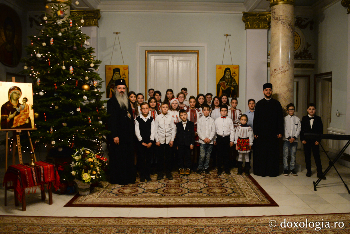 Parohia Soloneț – Colindători la Reședința Mitropolitană 2019