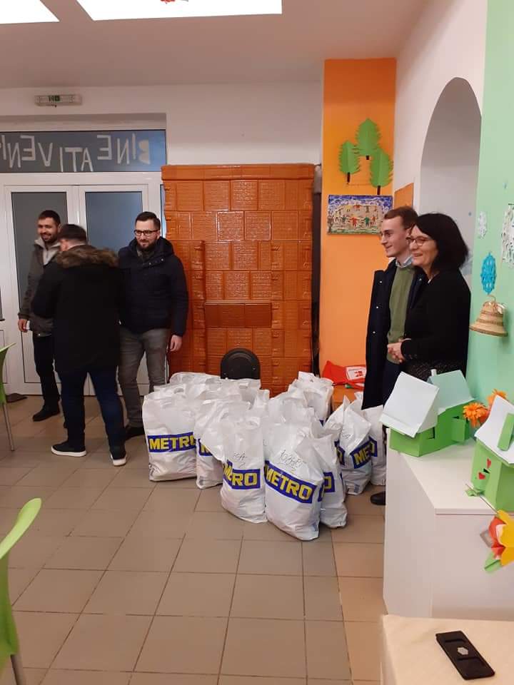 Studenții Masterului de Misiune alături de copiii de la Centrul „Mia Casa Inculeț”