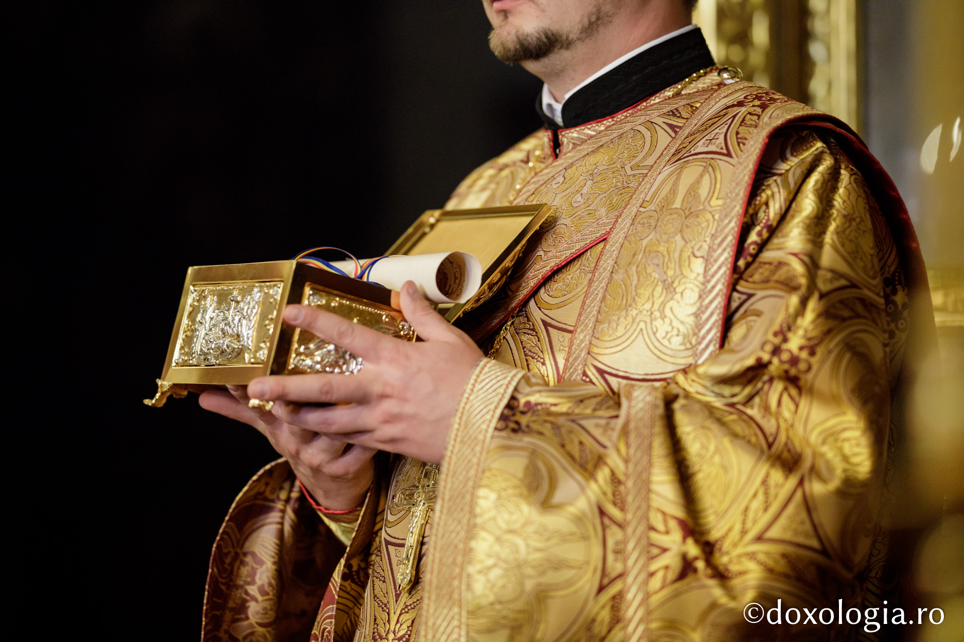 Sfântul Ierarh Iosif cel Milostiv, sărbătorit la Catedrala din Iași: „Avea o sensibilitate sfâșietoare pentru durerea celorlalți”