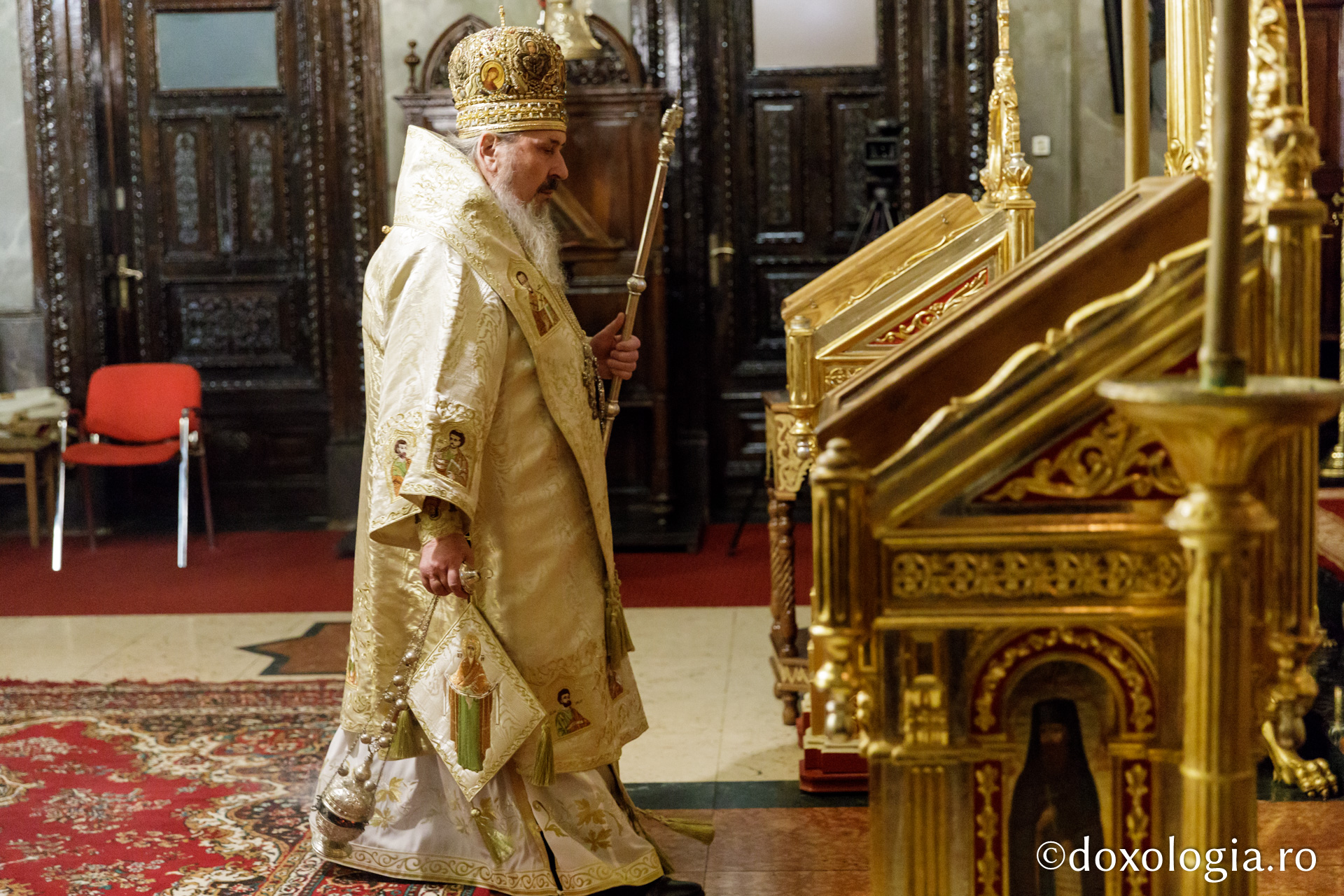 Sfântul Ierarh Iosif cel Milostiv, sărbătorit la Catedrala din Iași: „Avea o sensibilitate sfâșietoare pentru durerea celorlalți”