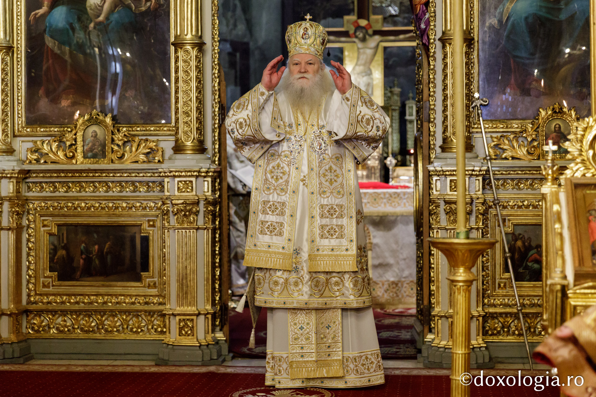 Sfântul Ierarh Iosif cel Milostiv, sărbătorit la Catedrala din Iași: „Avea o sensibilitate sfâșietoare pentru durerea celorlalți”