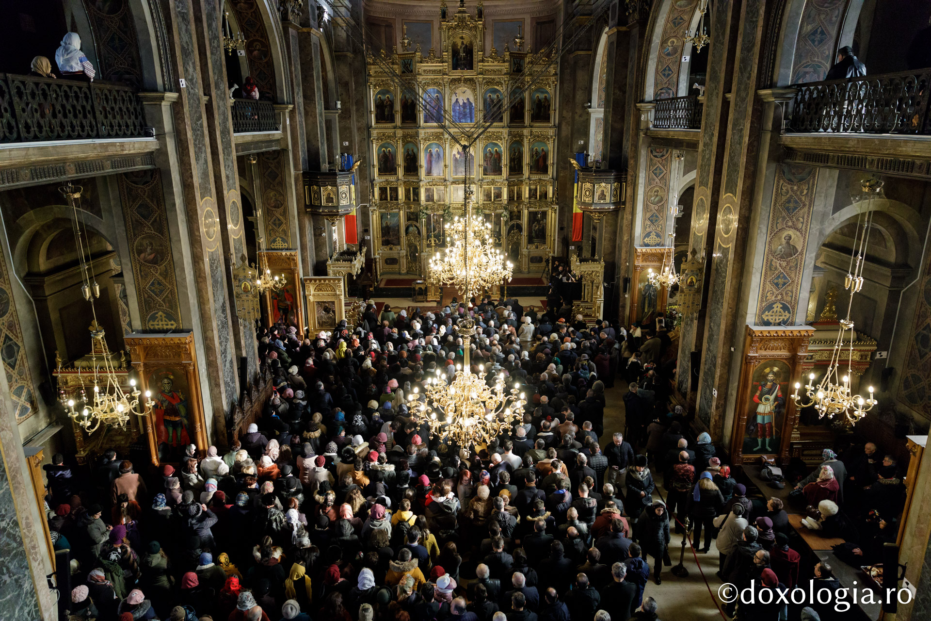 Sfântul Ierarh Iosif cel Milostiv, sărbătorit la Catedrala din Iași: „Avea o sensibilitate sfâșietoare pentru durerea celorlalți”