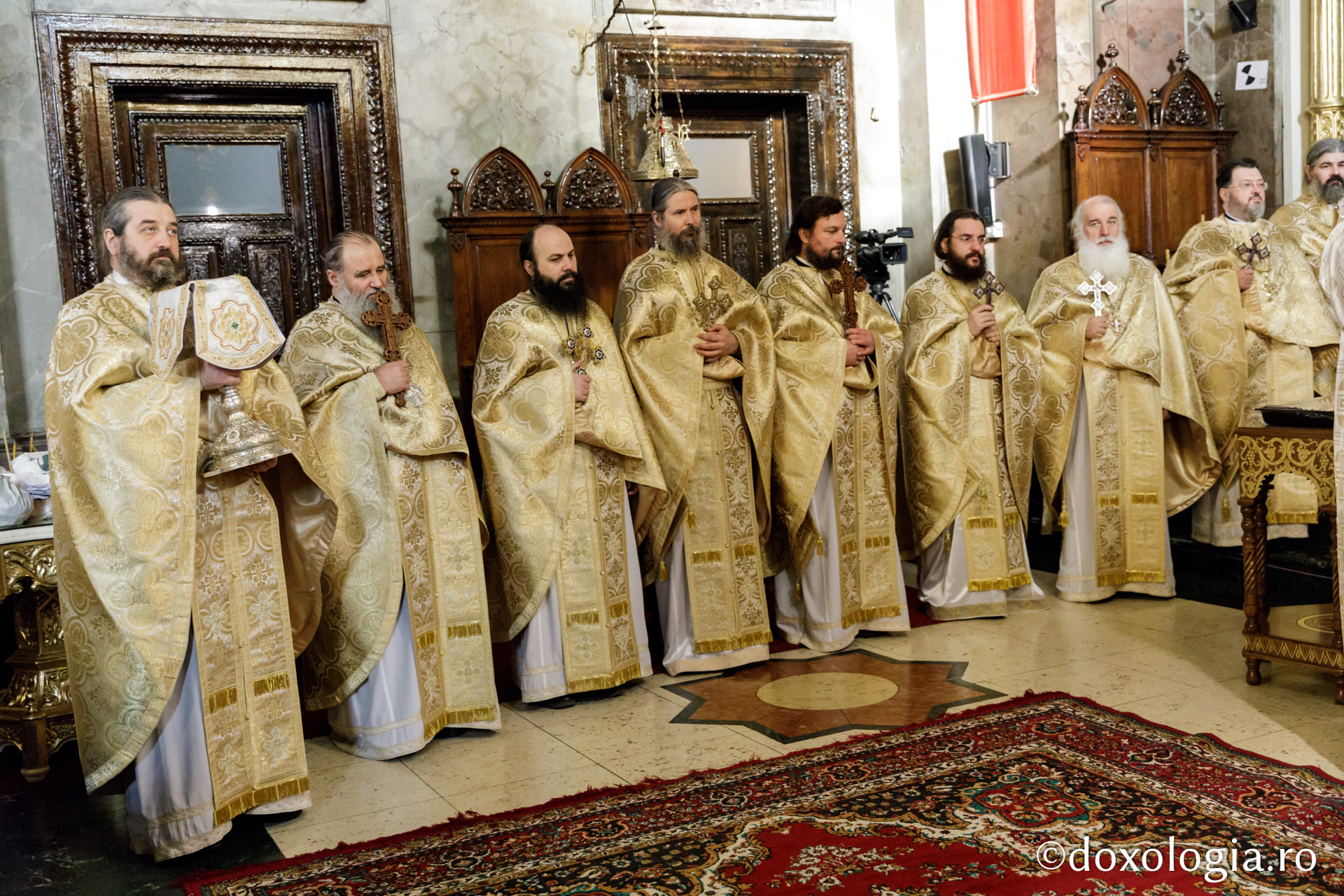 Sfântul Ierarh Iosif cel Milostiv, sărbătorit la Catedrala din Iași: „Avea o sensibilitate sfâșietoare pentru durerea celorlalți”