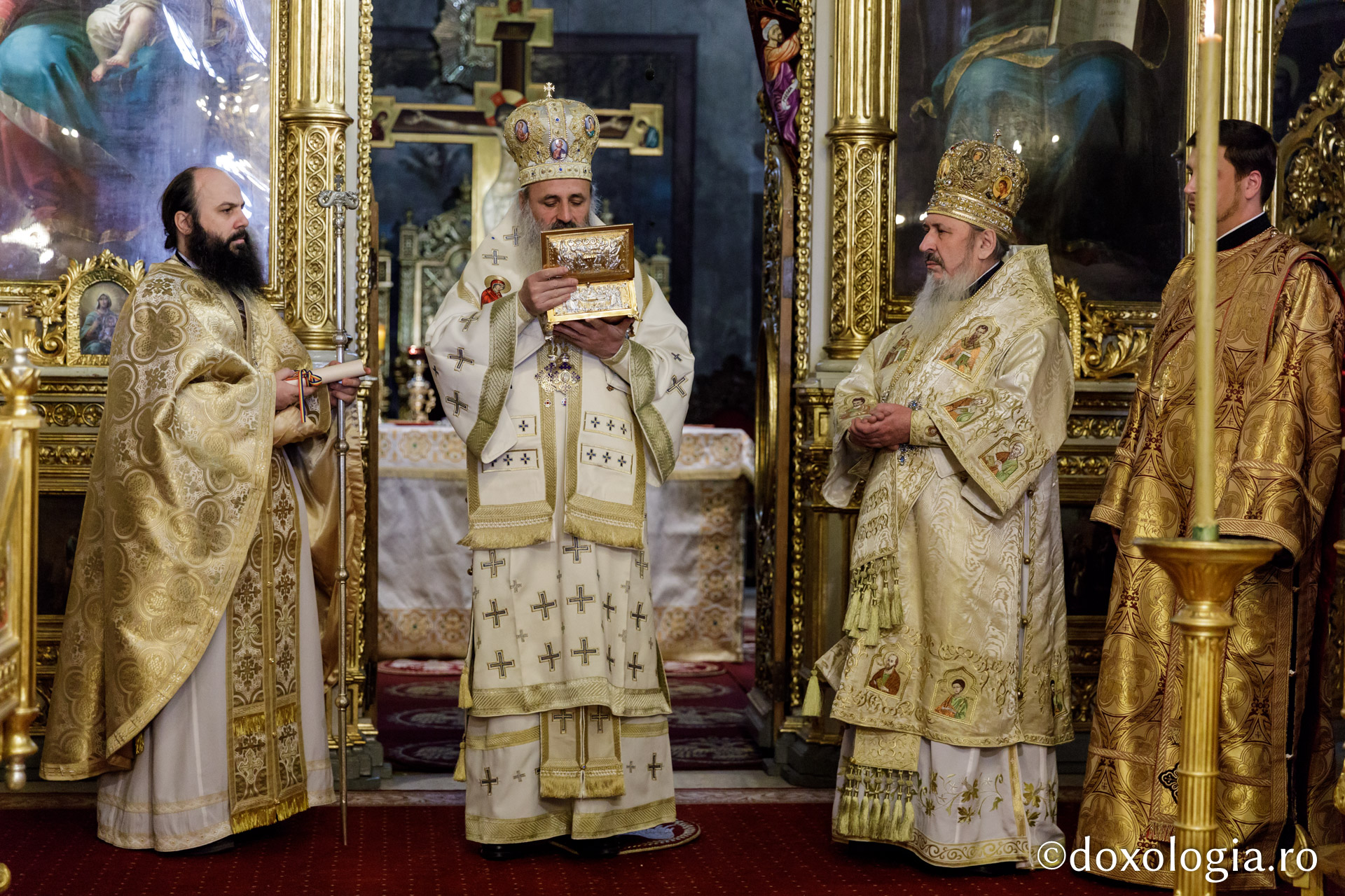 Sfântul Ierarh Iosif cel Milostiv, sărbătorit la Catedrala din Iași: „Avea o sensibilitate sfâșietoare pentru durerea celorlalți”