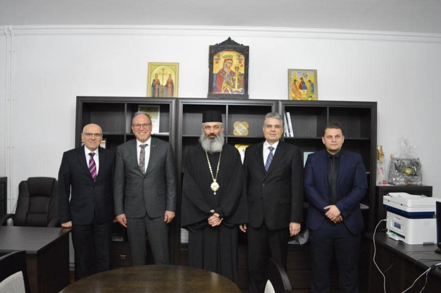 Ambasadorul României în Republica Moldova, în vizită la Episcopia de Bălţi