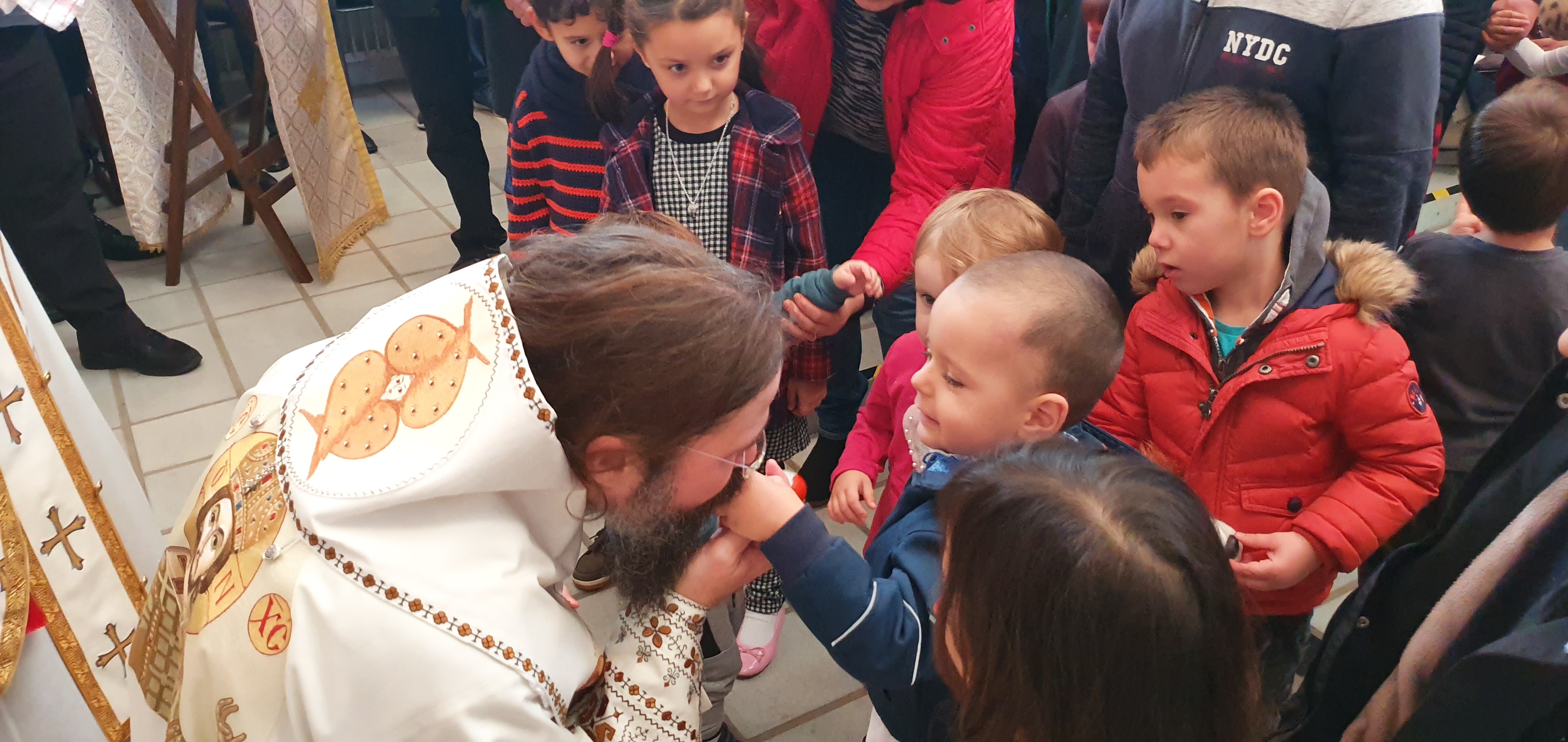 PS Părinte Episcop Macarie: „Durerea de mamă este una dintre cele mai mari și adânci dureri pe care le cunoaște umanitatea!”