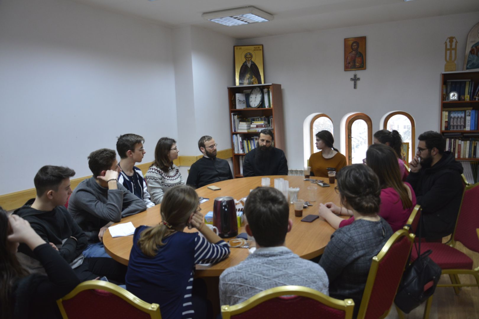 Gând de mulțumire pentru cel mai mare dar din liceu: grupul „Prietenii Sfinților Trei Ierarhi”