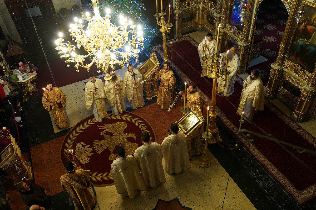 (Video) Liturghie Arhierească în prima zi din an la Catedrala Mitropolitană din Iași