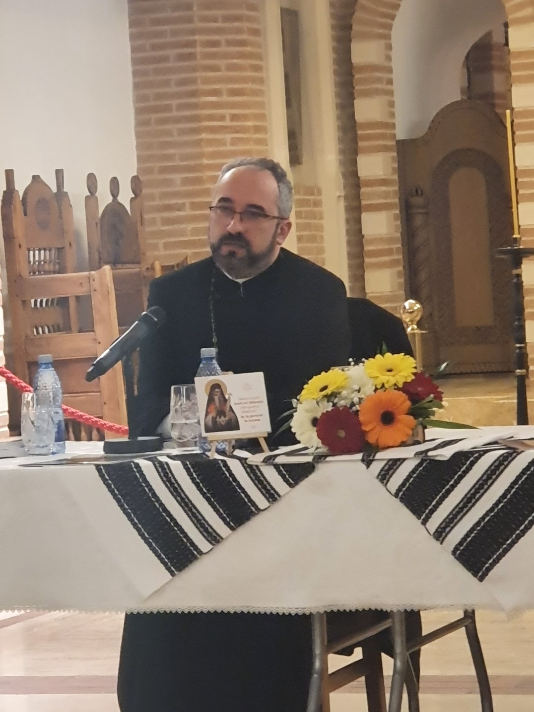 Conferință desfășurată la Iași: „Un Sfânt care a schimbat un oraș prin felul său de a fi”