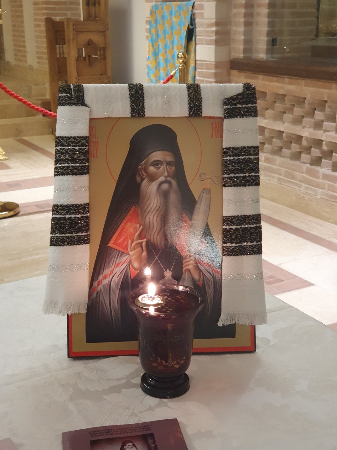 Conferință desfășurată la Iași: „Un Sfânt care a schimbat un oraș prin felul său de a fi”