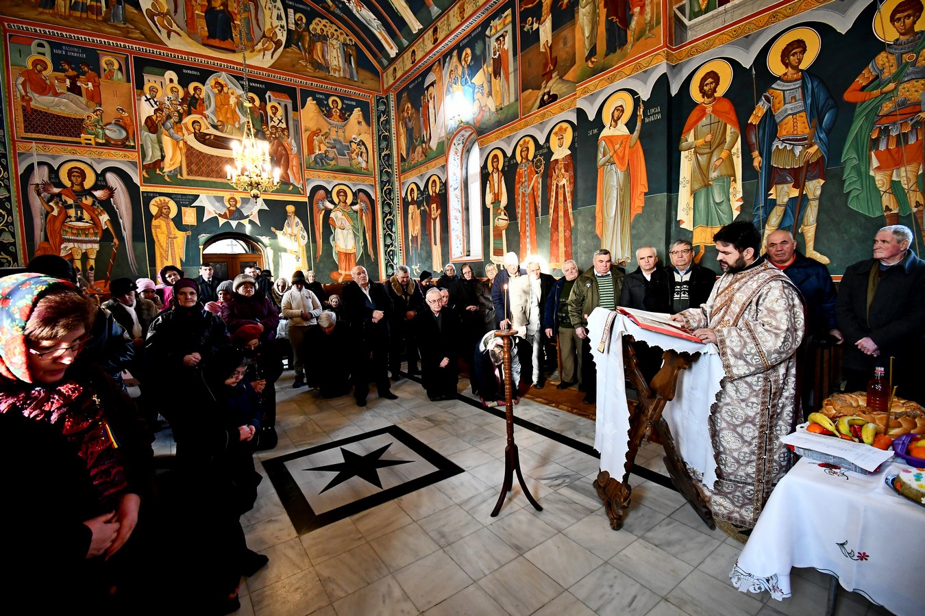 Sfântul Grigorie Teologul, serbat în Parohia Rediu