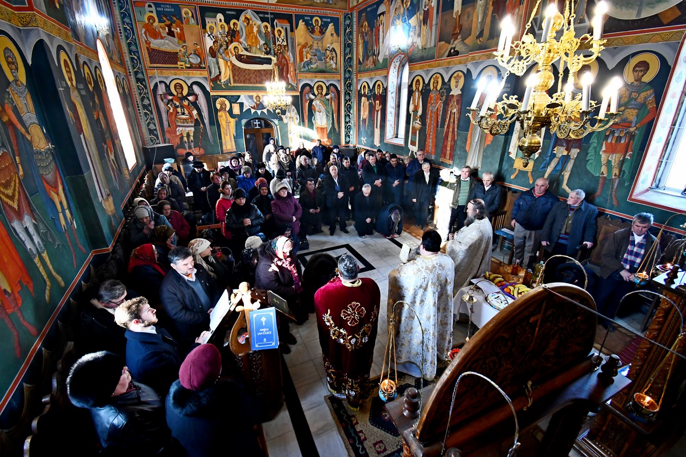 Sfântul Grigorie Teologul, serbat în Parohia Rediu
