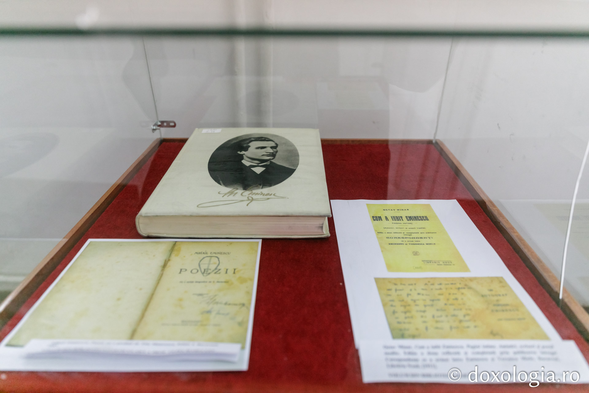 „Bădia Mihai” - Mihai Eminescu, neuitat şi cinstit de studenţii teologi ieşeni