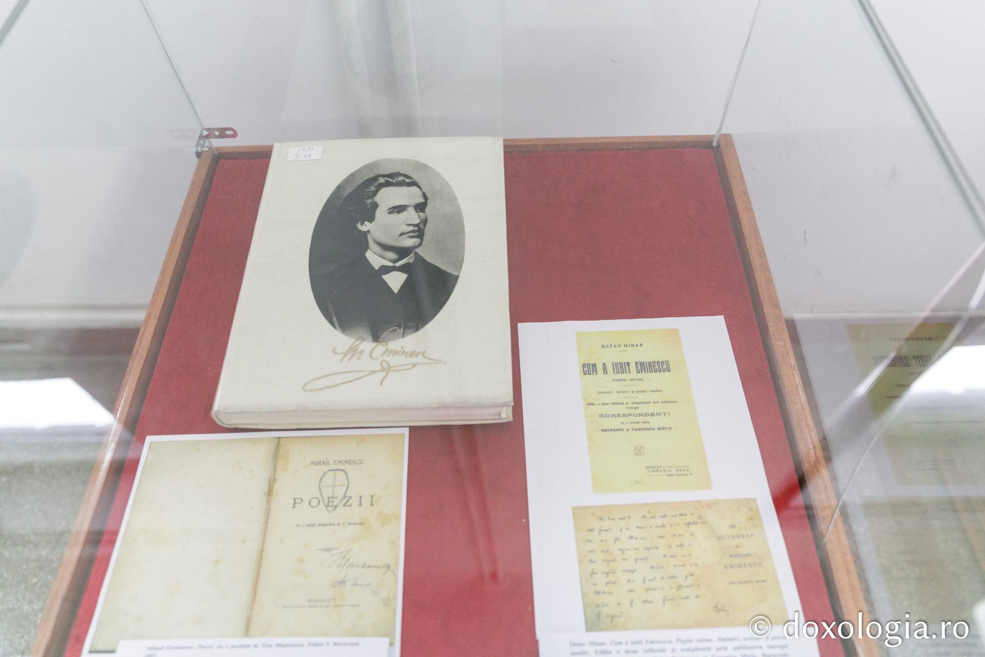 „Bădia Mihai” - Mihai Eminescu, neuitat şi cinstit de studenţii teologi ieşeni