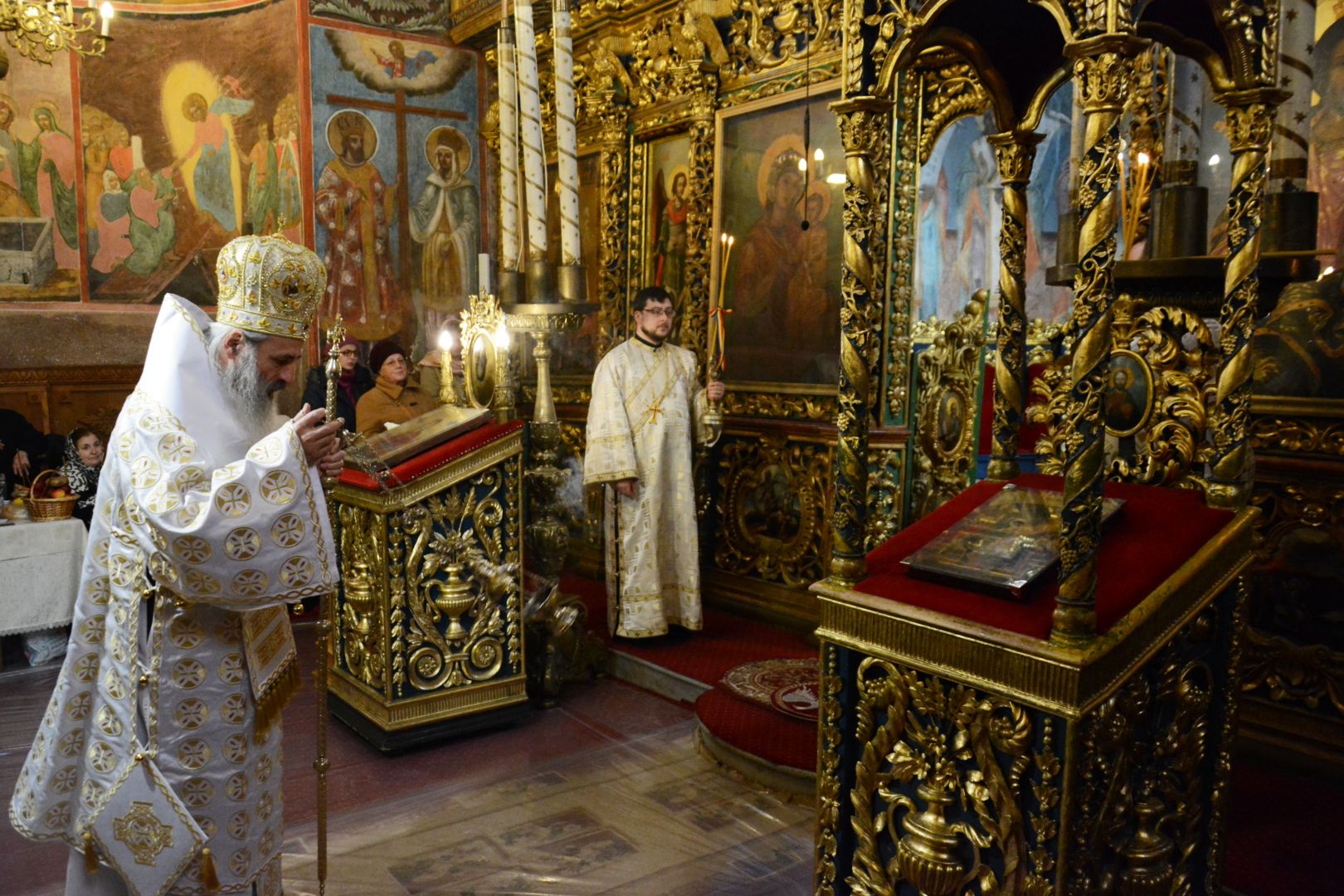 Ajunul Bobotezei la Mănăstirea Golia din Iași: „Dragostea îl ajută pe om să desăvârșească prezența Duhului Sfânt în el”