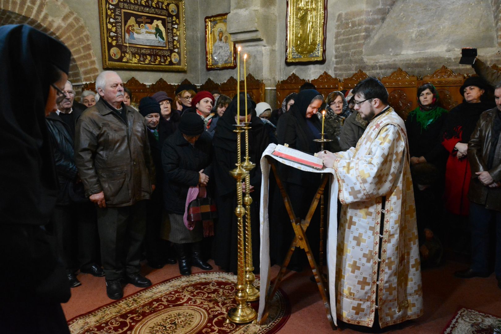 Părintele Mitropolit Teofan a slujit la Mănăstirea Războieni – Neamț