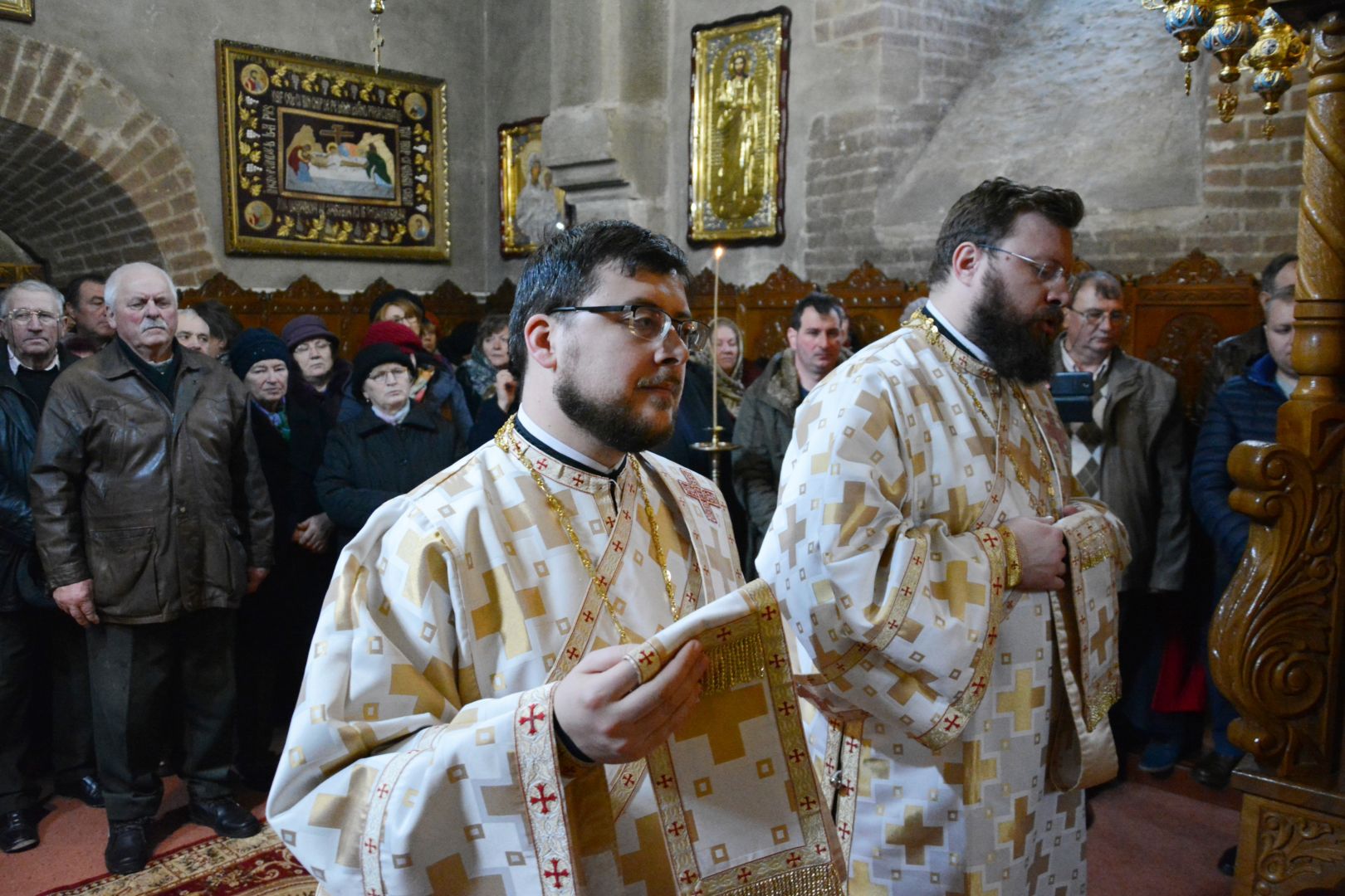 Părintele Mitropolit Teofan a slujit la Mănăstirea Războieni – Neamț