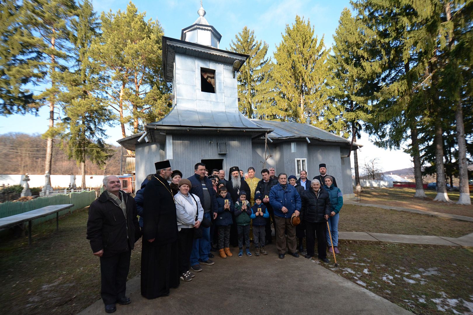 Părintele Mitropolit Teofan a slujit la Mănăstirea Războieni – Neamț