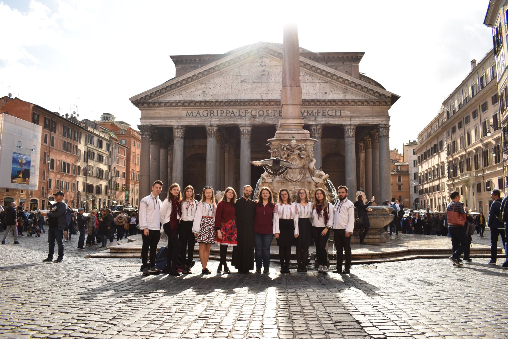 Gând de mulțumire pentru cel mai mare dar din liceu: grupul „Prietenii Sfinților Trei Ierarhi”