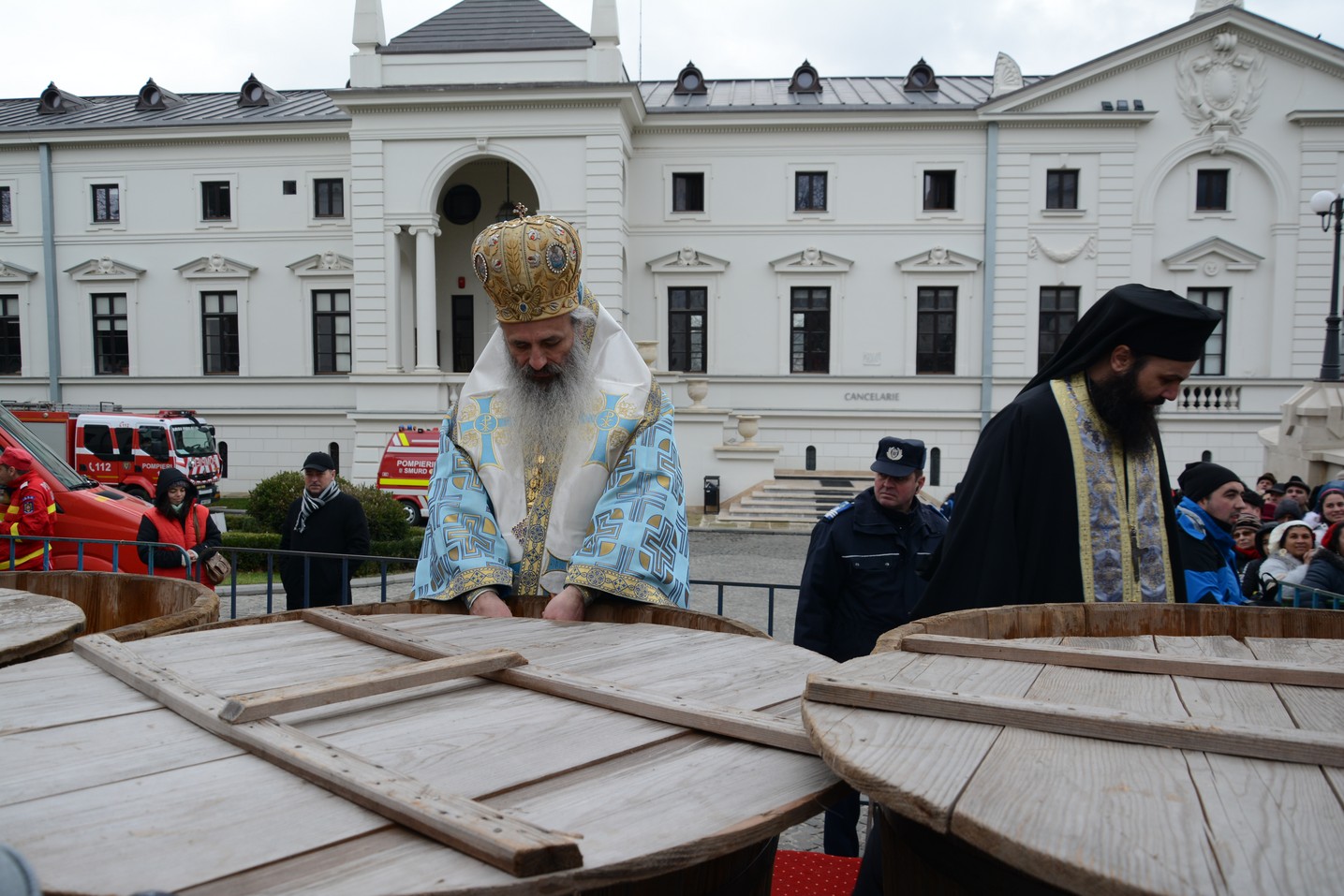 Slujba Bobotezei la Catedrala Mitropolitană din Iași: „Să fiți iubiți de Dumnezeu!”