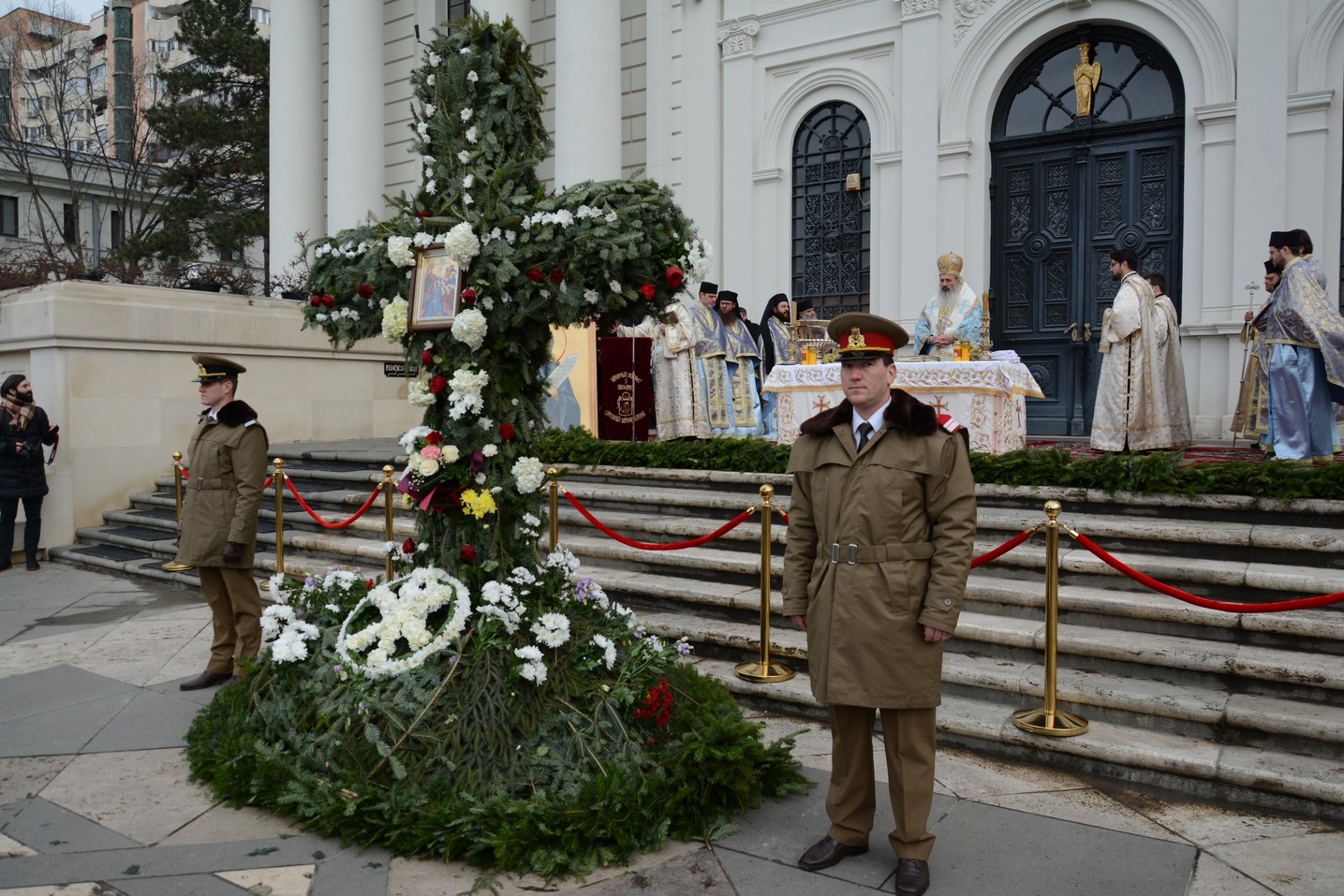 Slujba Bobotezei la Catedrala Mitropolitană din Iași: „Să fiți iubiți de Dumnezeu!”